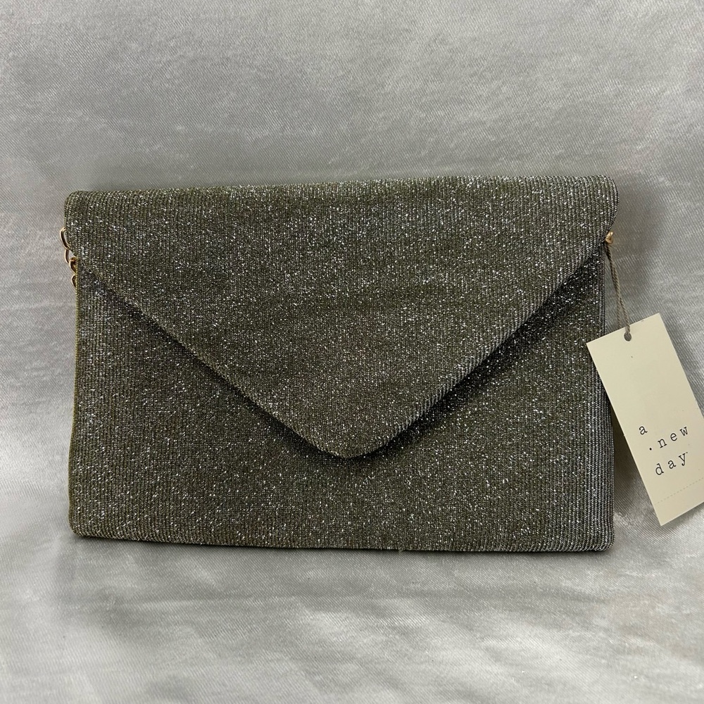 A new day Clutch or Crossbody bag - Picture 3 of 11
